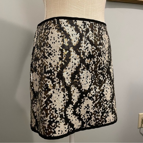 Fab’rik Sequin Mini Skirt Gold, Black & White - Picture 1 of 5